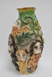 "Männer mit Bärten" glasierte Karamik 35 x 24 x 21 cm 2021