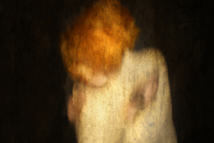 Jose Girl -Umbra- , Fotografie auf Fine Art Hahnemühle Photo Rag Papier 308g, 2020 | verfügbar in 101,6 x 101,6 cm - Edition von 3, 63,5 x 63,5 cm - Edition von 5, 38,1 x 38,1 cm - Edition von 7