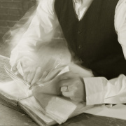 Markus Klinko THE BOOK (New York, 2001)    LARGE edition of 12 60 x 60 in / 152.4 x 152.4 cm    MEDIUM  edition of 25 40 x 40 in / 101.6 x 101.6 cm    SMALL edition of 50 24 x 24 in / 61 x 61 cm   auf  Fujicolor Crystal Archive Digital Pearl Papier