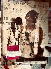 PETER DOHERTY    „I‘m a Stranger in my Own Skin“    Mixed Media auf Glas / mixed media on glass    45,6 x 36,7 cm    2015 / 2016