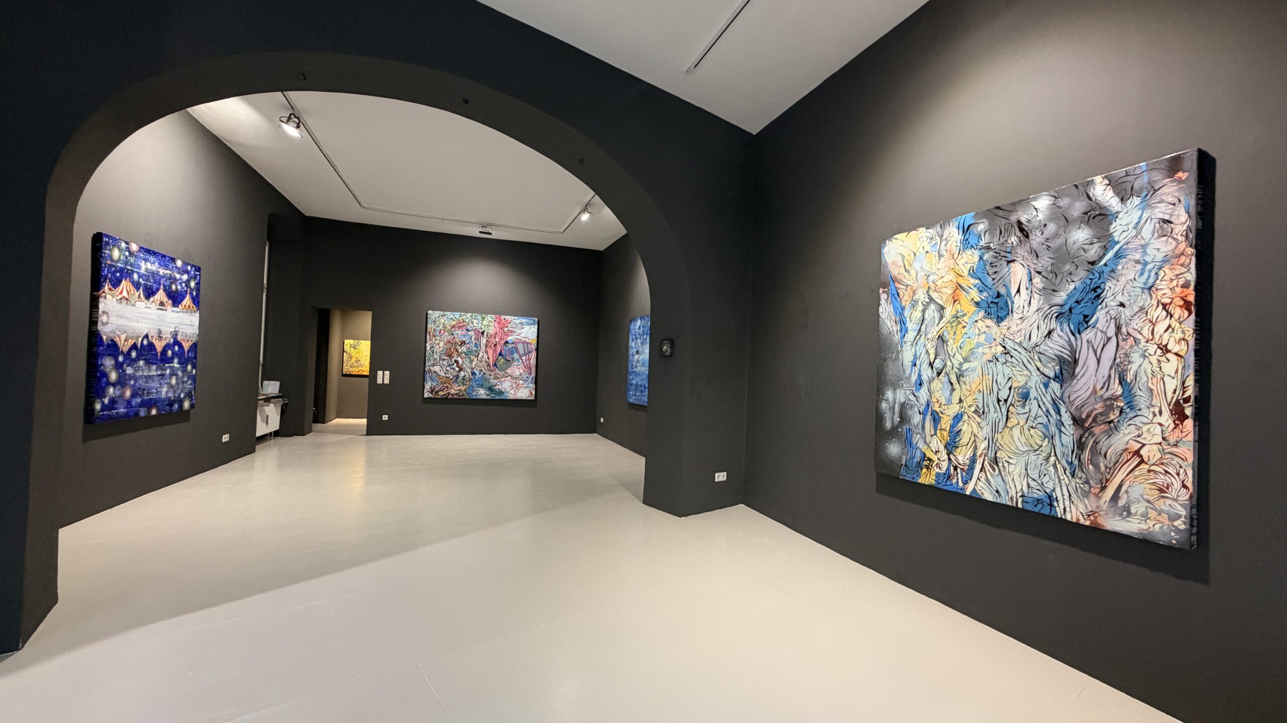 Andrea Damp Glimmer, Ausstellung in der janinebeangallery, Berlin